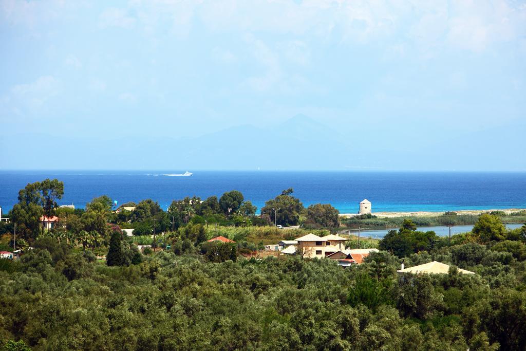 Pine House With Sea View Apartamento Lefkáda Exterior foto